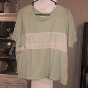 Hollister’s T shirt size XL No tags but never worn